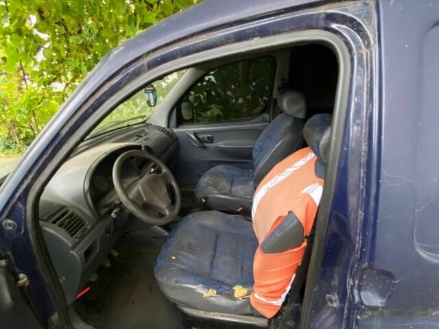 Синій Пежо Partner, об'ємом двигуна 1.9 л та пробігом 400 тис. км за 1250 $, фото 5 на Automoto.ua