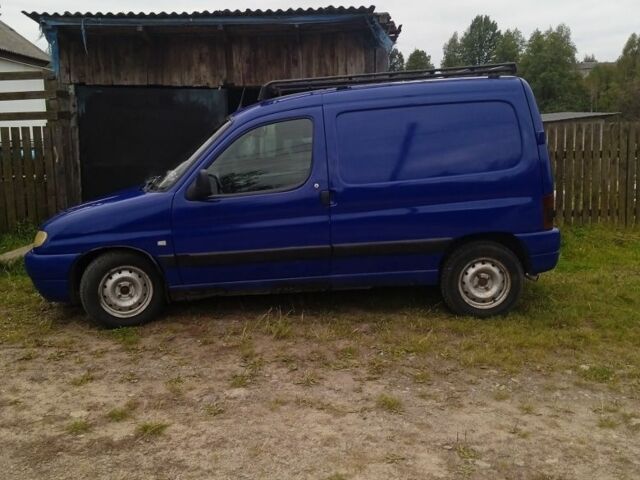 Синий Пежо Partner, объемом двигателя 1.9 л и пробегом 380 тыс. км за 1500 $, фото 4 на Automoto.ua