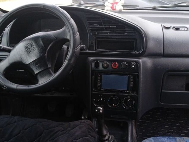 Синий Пежо Partner, объемом двигателя 1.9 л и пробегом 380 тыс. км за 1500 $, фото 6 на Automoto.ua