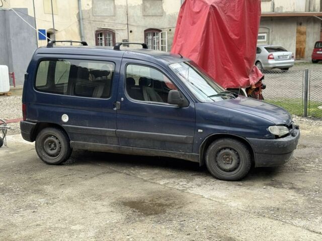 Синий Пежо Partner, объемом двигателя 1.9 л и пробегом 456 тыс. км за 1500 $, фото 4 на Automoto.ua