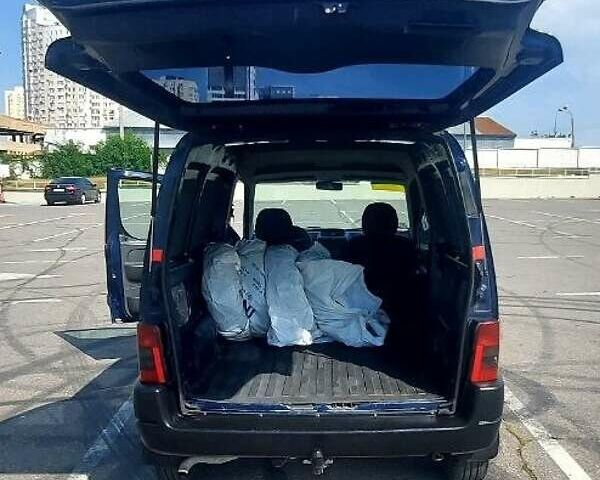 Синий Пежо Partner, объемом двигателя 1.9 л и пробегом 370 тыс. км за 2800 $, фото 5 на Automoto.ua