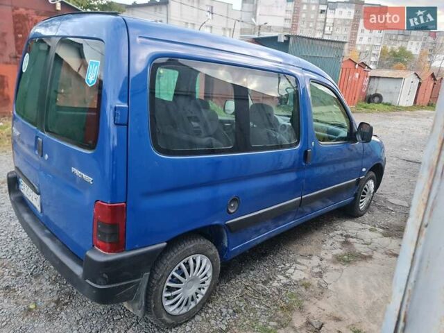 Синий Пежо Partner, объемом двигателя 1.87 л и пробегом 295 тыс. км за 3800 $, фото 4 на Automoto.ua