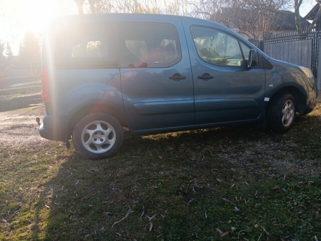 Синий Пежо Partner, объемом двигателя 1.6 л и пробегом 306 тыс. км за 5400 $, фото 3 на Automoto.ua