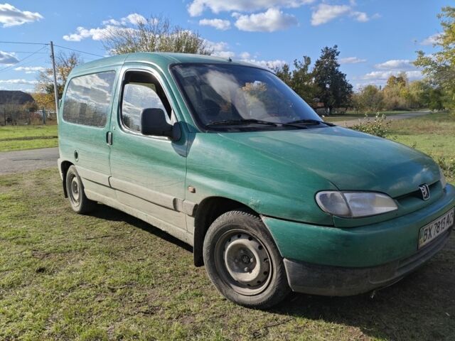 Зелений Пежо Partner, об'ємом двигуна 0 л та пробігом 144 тис. км за 1200 $, фото 1 на Automoto.ua
