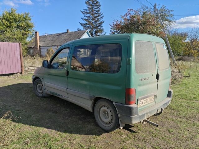 Зелений Пежо Partner, об'ємом двигуна 0 л та пробігом 144 тис. км за 1200 $, фото 3 на Automoto.ua