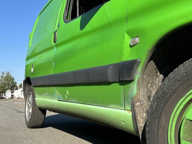 Зеленый Пежо Partner, объемом двигателя 1.9 л и пробегом 300 тыс. км за 2000 $, фото 13 на Automoto.ua