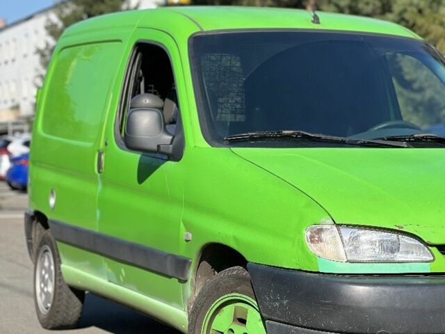 Зеленый Пежо Partner, объемом двигателя 1.9 л и пробегом 300 тыс. км за 2000 $, фото 14 на Automoto.ua