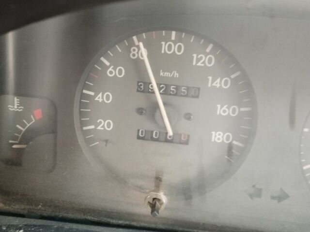 Зеленый Пежо Partner, объемом двигателя 1.9 л и пробегом 392 тыс. км за 2000 $, фото 5 на Automoto.ua