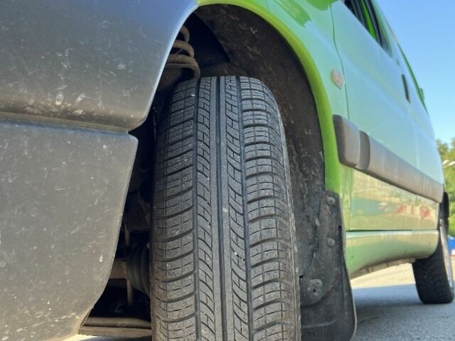 Зеленый Пежо Partner, объемом двигателя 1.9 л и пробегом 300 тыс. км за 2000 $, фото 18 на Automoto.ua