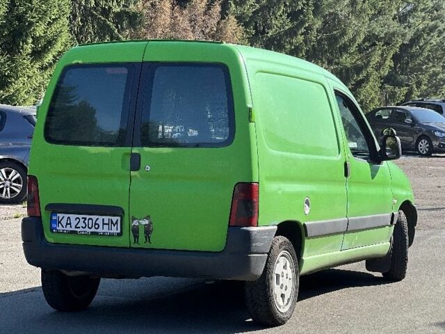 Зеленый Пежо Partner, объемом двигателя 1.9 л и пробегом 300 тыс. км за 2000 $, фото 2 на Automoto.ua