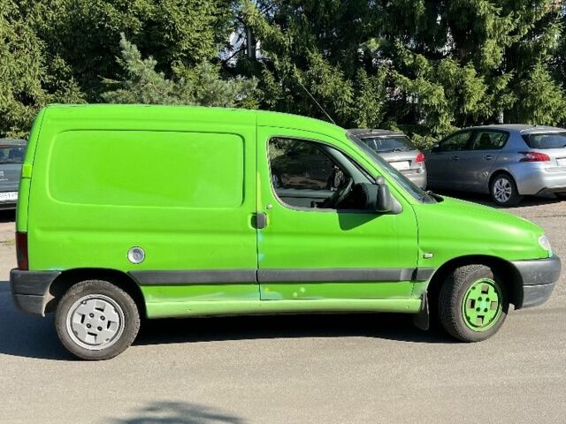 Зеленый Пежо Partner, объемом двигателя 1.9 л и пробегом 300 тыс. км за 2000 $, фото 17 на Automoto.ua