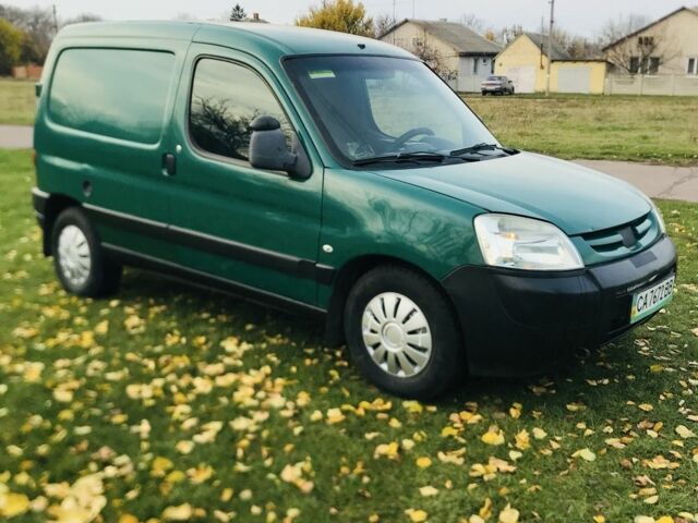 Зеленый Пежо Partner, объемом двигателя 1.9 л и пробегом 300 тыс. км за 1820 $, фото 7 на Automoto.ua