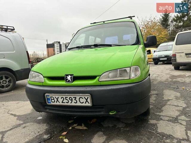 Зеленый Пежо Partner, объемом двигателя 1.9 л и пробегом 287 тыс. км за 2999 $, фото 1 на Automoto.ua