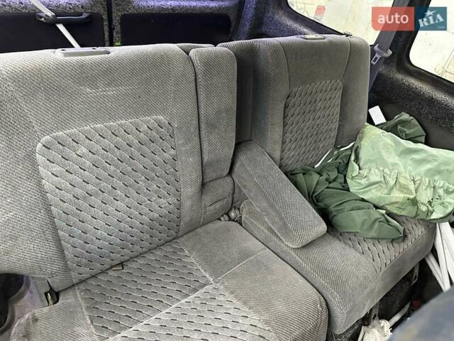 Зеленый Пежо Partner, объемом двигателя 1.9 л и пробегом 287 тыс. км за 2999 $, фото 12 на Automoto.ua