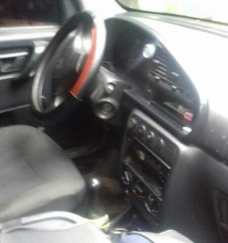 Зеленый Пежо Partner, объемом двигателя 1.9 л и пробегом 111 тыс. км за 3000 $, фото 2 на Automoto.ua