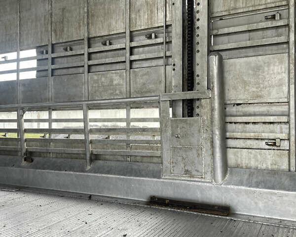 Черный Pezzaioli SBA, объемом двигателя 0 л и пробегом 500 тыс. км за 39500 $, фото 2 на Automoto.ua