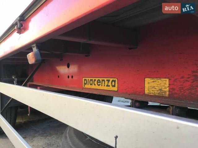 Красный Пиаценза С36, объемом двигателя 0 л и пробегом 300 тыс. км за 4800 $, фото 13 на Automoto.ua