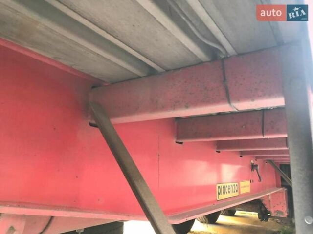 Красный Пиаценза С36, объемом двигателя 0 л и пробегом 300 тыс. км за 4800 $, фото 12 на Automoto.ua