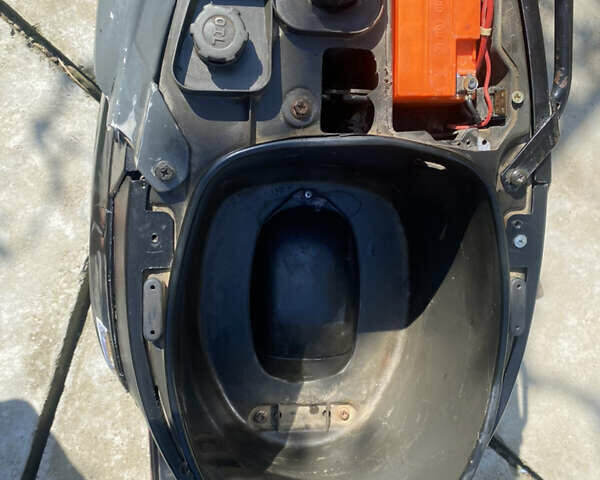 Красный Пиаджо Gilera, объемом двигателя 0.49 л и пробегом 10 тыс. км за 470 $, фото 4 на Automoto.ua