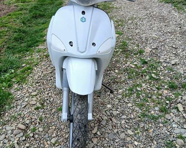 Білий Піаджо Liberty, об'ємом двигуна 0 л та пробігом 37 тис. км за 400 $, фото 1 на Automoto.ua