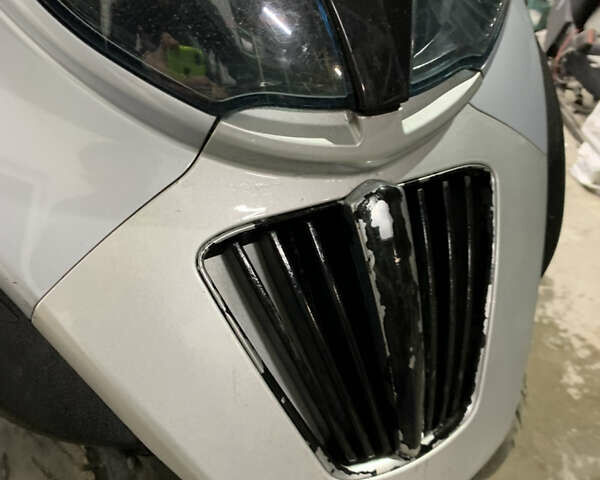 Чорний Піаджо MP3, об'ємом двигуна 0.4 л та пробігом 6 тис. км за 2500 $, фото 7 на Automoto.ua