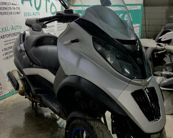 Чорний Піаджо MP3, об'ємом двигуна 0.4 л та пробігом 6 тис. км за 2500 $, фото 1 на Automoto.ua