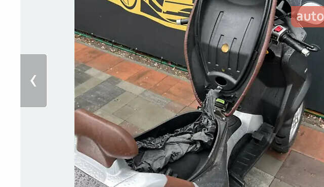 Пиаджо MP3 2014 в Киеве на Automoto.ua Коричневый Пиаджо MP3, объемом двигателя 0.3 л и пробегом 9 тыс. км за 4500 $, фото 6 на Automoto.ua