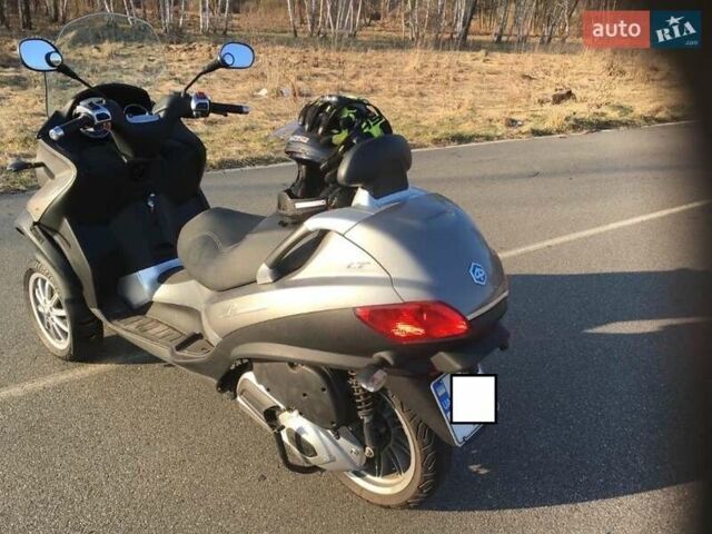 Піаджо MP3, об'ємом двигуна 0 л та пробігом 162 тис. км за 3500 $, фото 4 на Automoto.ua