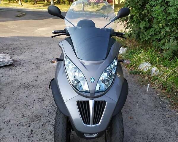 Піаджо MP3, об'ємом двигуна 0 л та пробігом 162 тис. км за 3500 $, фото 1 на Automoto.ua