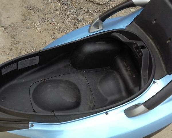 Синий Пиаджо MP3, объемом двигателя 0.12 л и пробегом 11 тыс. км за 2700 $, фото 7 на Automoto.ua