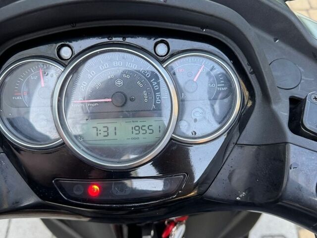 Зелений Піаджо MP3, об'ємом двигуна 0 л та пробігом 19 тис. км за 2900 $, фото 12 на Automoto.ua