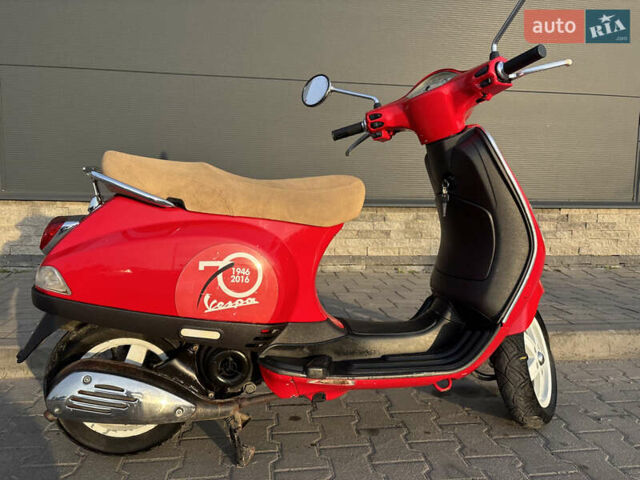 Красный Пиаджо Vespa, объемом двигателя 0.5 л и пробегом 18 тыс. км за 1000 $, фото 10 на Automoto.ua