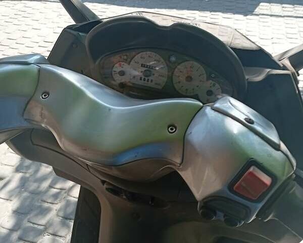 Піаджо Х8 2004 у Львові на Automoto.ua Сірий Піаджо Х8, об'ємом двигуна 0 л та пробігом 10 тис. км за 700 $, фото 2 на Automoto.ua