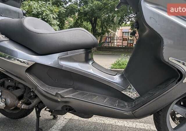 Серый Пиаджо Х8, объемом двигателя 0.25 л и пробегом 15 тыс. км за 1700 $, фото 3 на Automoto.ua
