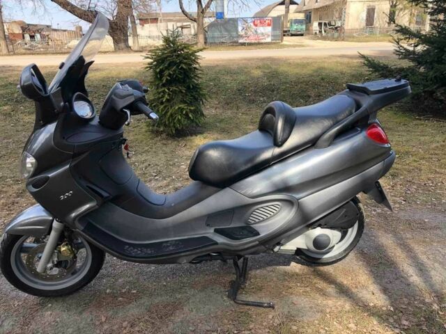 Пиаджо X9, объемом двигателя 0.2 л и пробегом 0 тыс. км за 710 $, фото 2 на Automoto.ua
