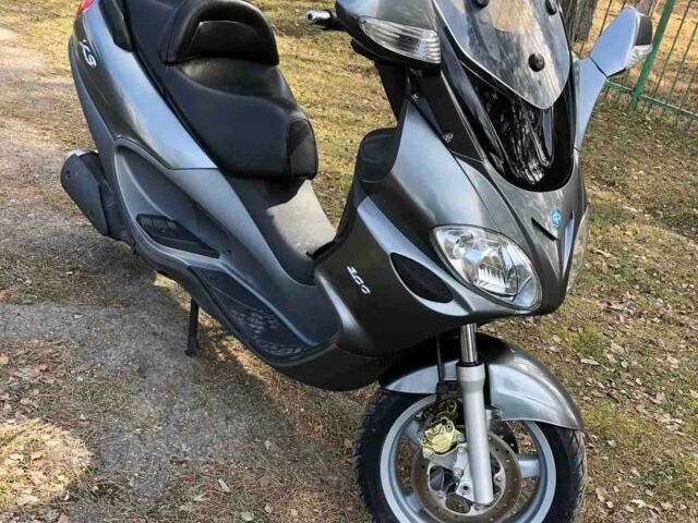 Пиаджо X9, объемом двигателя 0.2 л и пробегом 0 тыс. км за 710 $, фото 5 на Automoto.ua