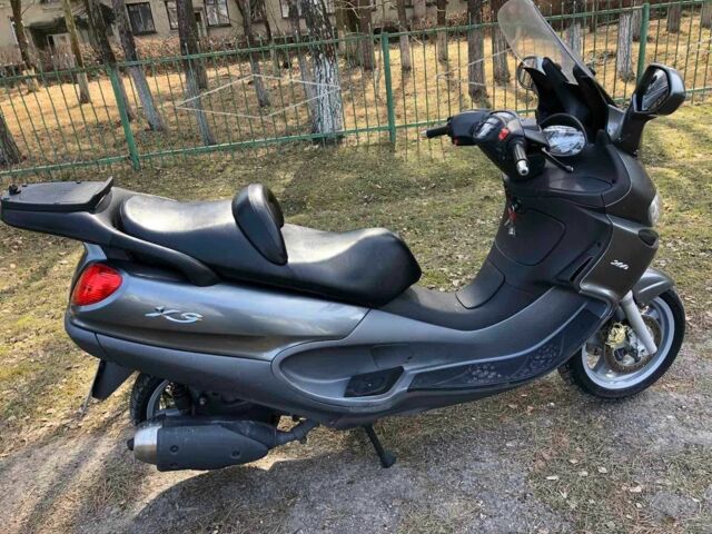 Пиаджо X9, объемом двигателя 0.2 л и пробегом 0 тыс. км за 710 $, фото 1 на Automoto.ua