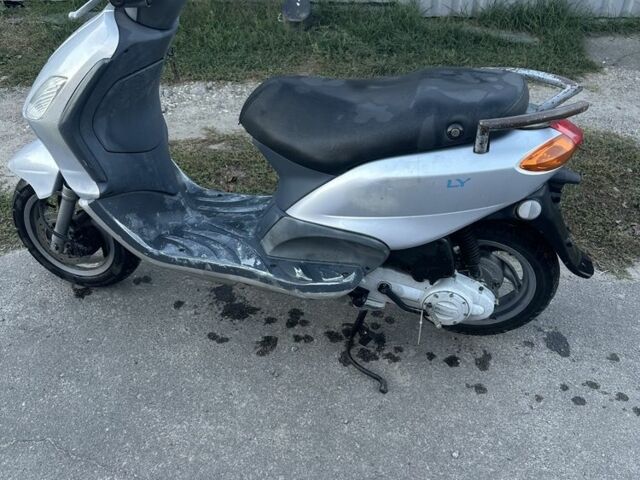 Пиаджо Другая, объемом двигателя 100 л и пробегом 0 тыс. км за 332 $, фото 3 на Automoto.ua