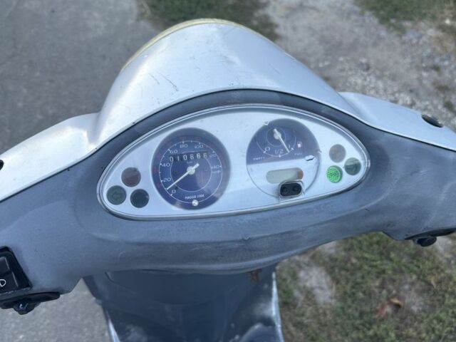 Пиаджо Другая, объемом двигателя 100 л и пробегом 0 тыс. км за 332 $, фото 4 на Automoto.ua