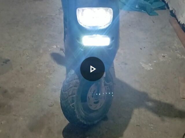 Пиаджо Другая, объемом двигателя 49 л и пробегом 0 тыс. км за 12000 $, фото 2 на Automoto.ua