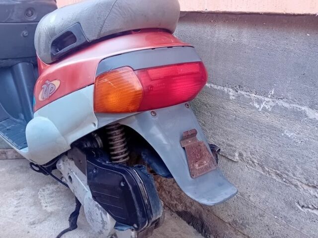 Піаджо Інша 2005 у Чернівцях на Automoto.ua Піаджо Інша, об'ємом двигуна 50 л та пробігом 0 тис. км за 298 $, фото 8 на Automoto.ua