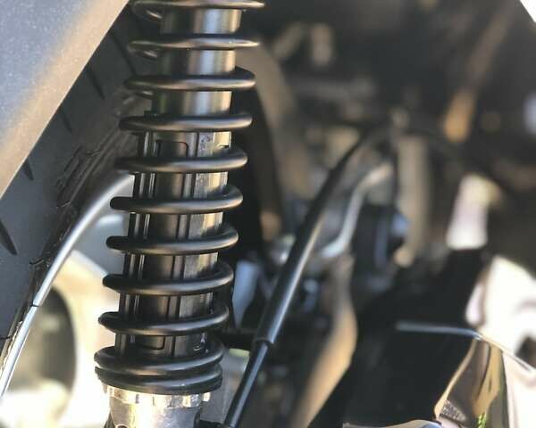 Пиаджо X10, объемом двигателя 0 л и пробегом 16 тыс. км за 3550 $, фото 9 на Automoto.ua