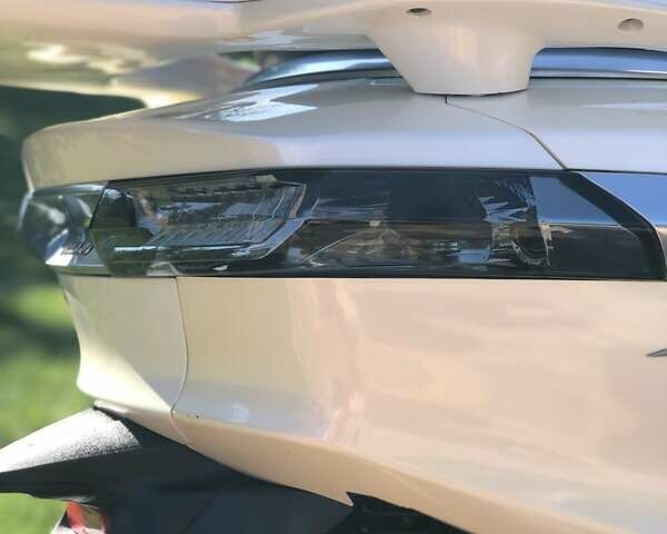 Пиаджо X10, объемом двигателя 0 л и пробегом 16 тыс. км за 3550 $, фото 12 на Automoto.ua