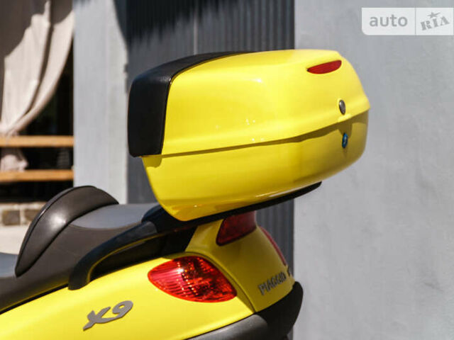 Желтый Пиаджо X9 500, объемом двигателя 0.5 л и пробегом 37 тыс. км за 2800 $, фото 7 на Automoto.ua