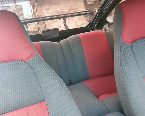 Синий Плимут Лазер, объемом двигателя 1.8 л и пробегом 300 тыс. км за 3500 $, фото 5 на Automoto.ua