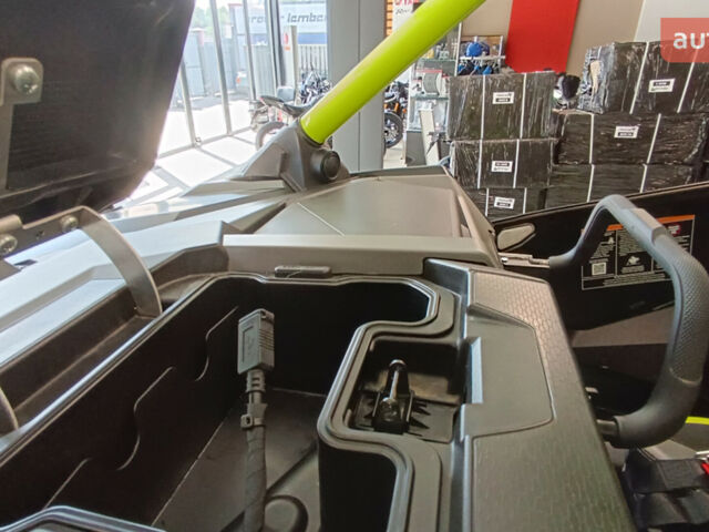 Поларіс РЗР, об'ємом двигуна 0.93 л та пробігом 0 тис. км за 49000 $, фото 27 на Automoto.ua