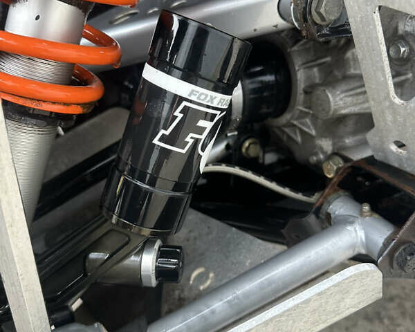 Серый Поларис Скрамблер, объемом двигателя 1 л и пробегом 3 тыс. км за 8700 $, фото 2 на Automoto.ua