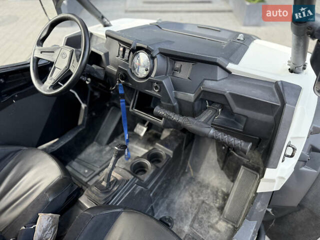 Белый Поларис RZR 900, объемом двигателя 0.8 л и пробегом 9 тыс. км за 13900 $, фото 31 на Automoto.ua