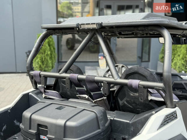 Белый Поларис RZR 900, объемом двигателя 0.8 л и пробегом 9 тыс. км за 13900 $, фото 19 на Automoto.ua