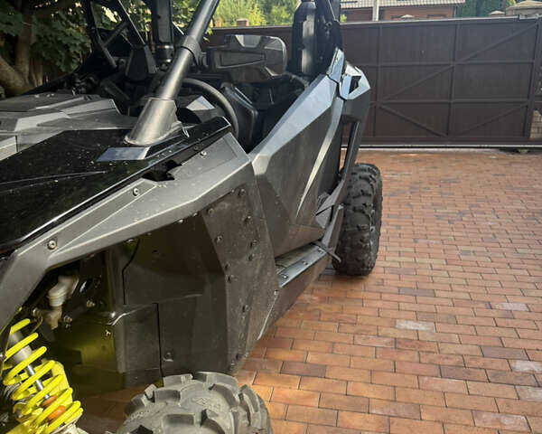 Черный Поларис RZR Pro XP Ultimate, объемом двигателя 1 л и пробегом 5 тыс. км за 20000 $, фото 2 на Automoto.ua